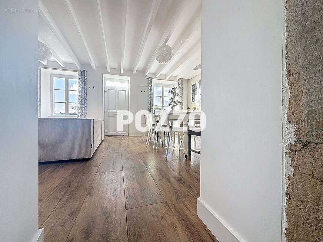 Maison à BRICQUEBEC