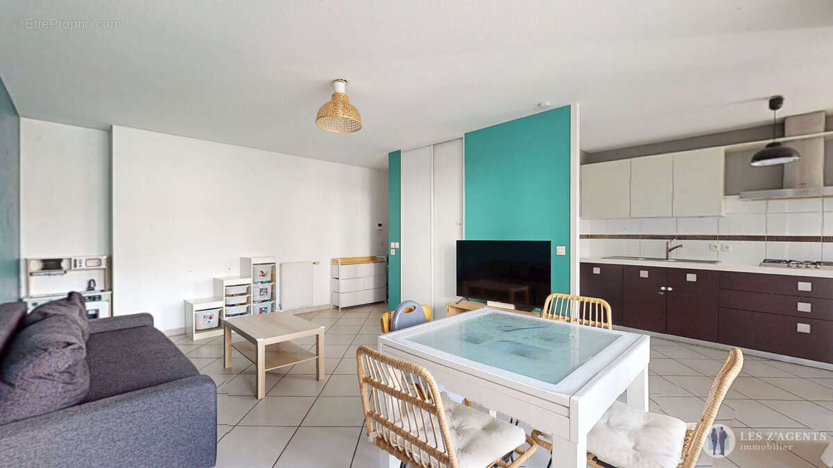 Appartement à SAINT-MARTIN-D'HERES