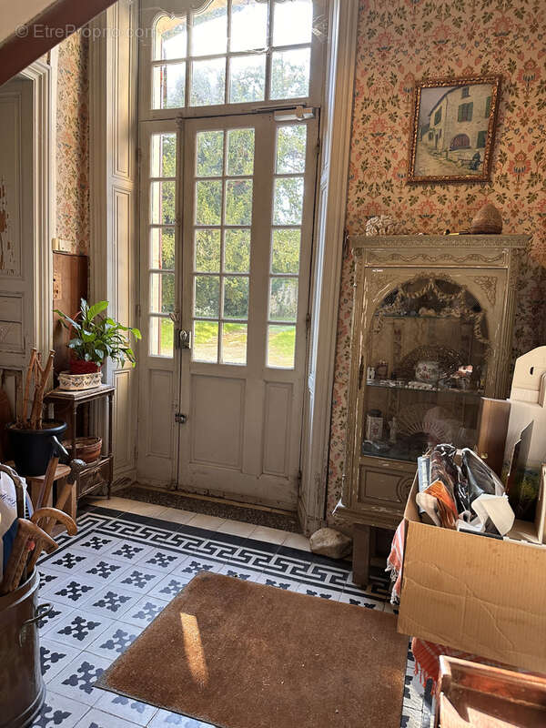 Maison à SAINT-JEAN-D'ANGELY