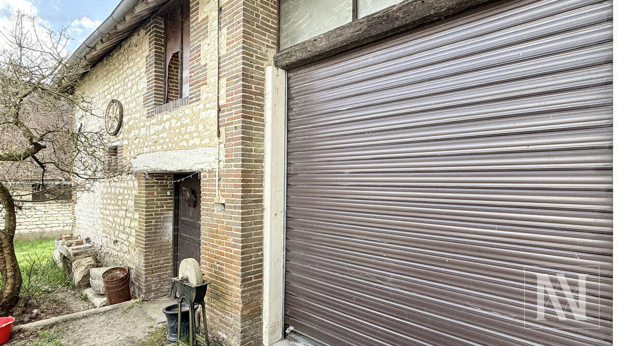 Maison à AUXON