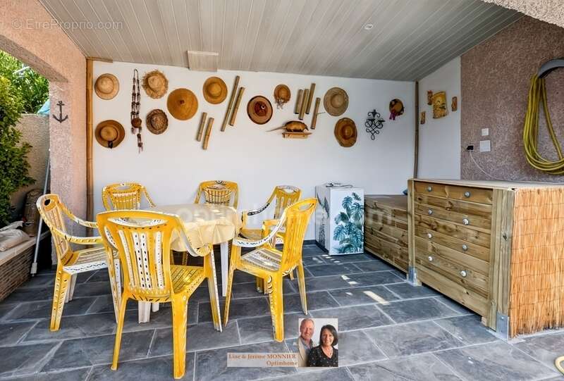 EXCLUSIVITE Montesquieu des Albères Villa récente de 4 faces de plain-pied avec piscine chauffée et Vue sur les Albères - photo 18