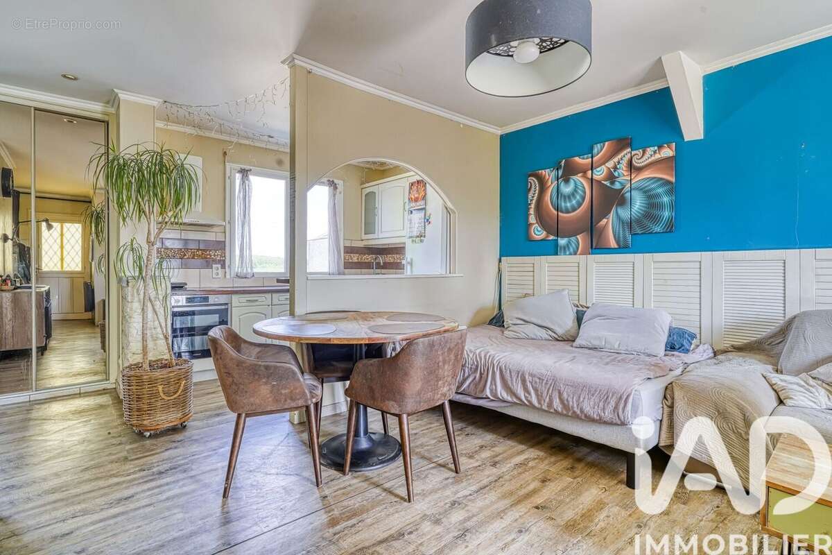 Photo 2 - Appartement à CHEPTAINVILLE