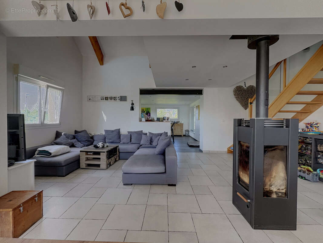 Maison à LES ECORCES