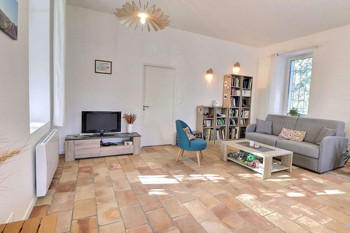 Appartement à MARSEILLE-12E