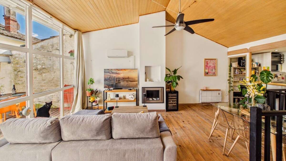 Maison à MONTPEZAT-DE-QUERCY