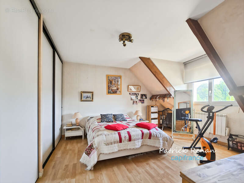 Maison à BOIS-D'ARCY