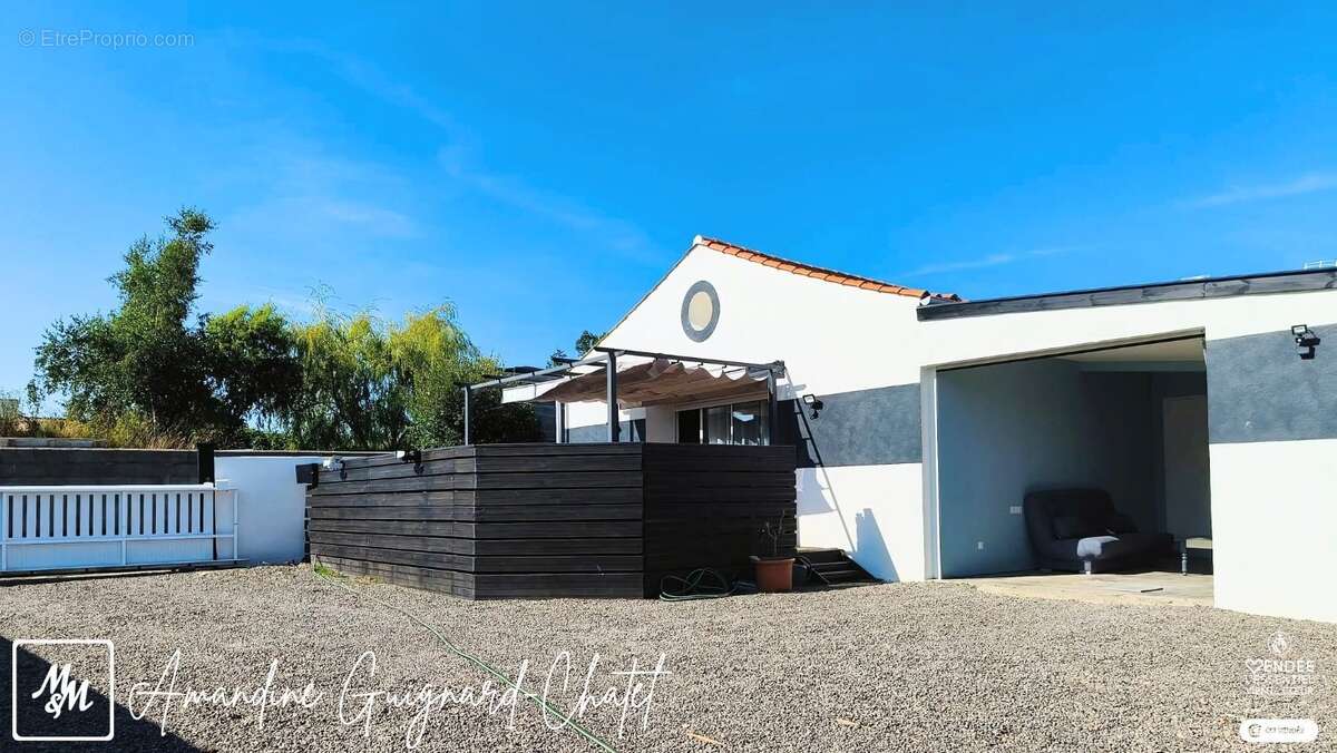 Maison à LE GIROUARD