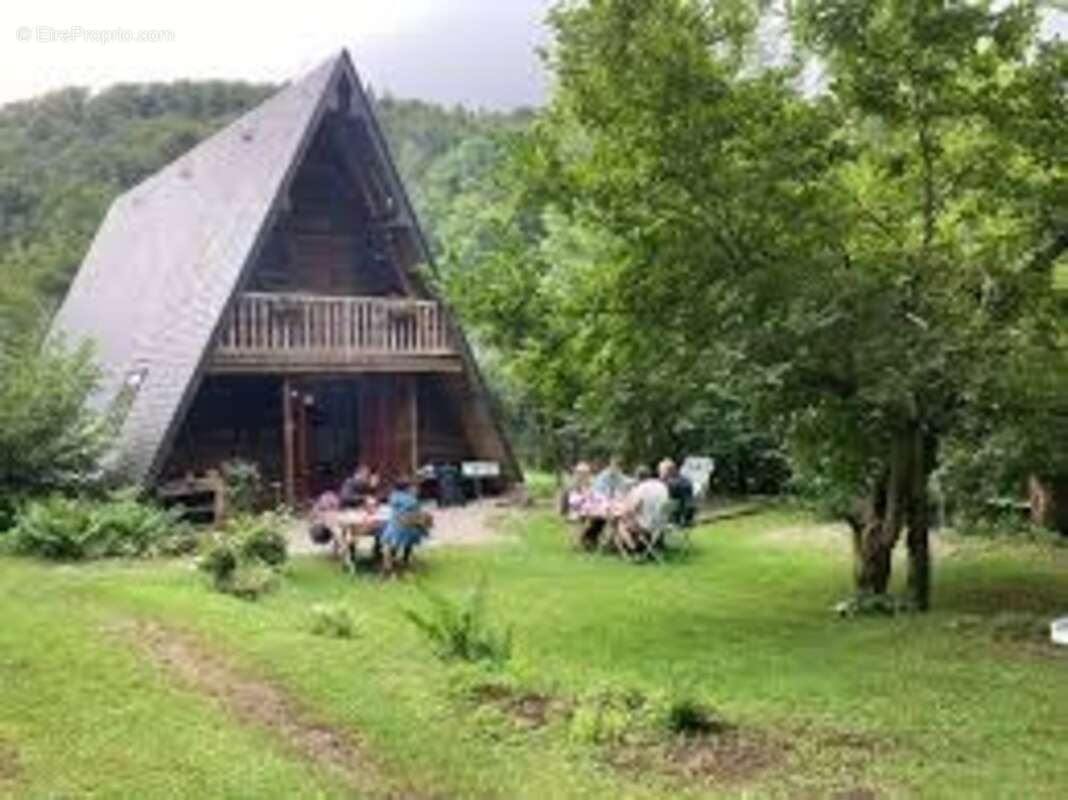 Fonds de commerce à vendre BAGNERES DE BIGORRE (65) - photo 3