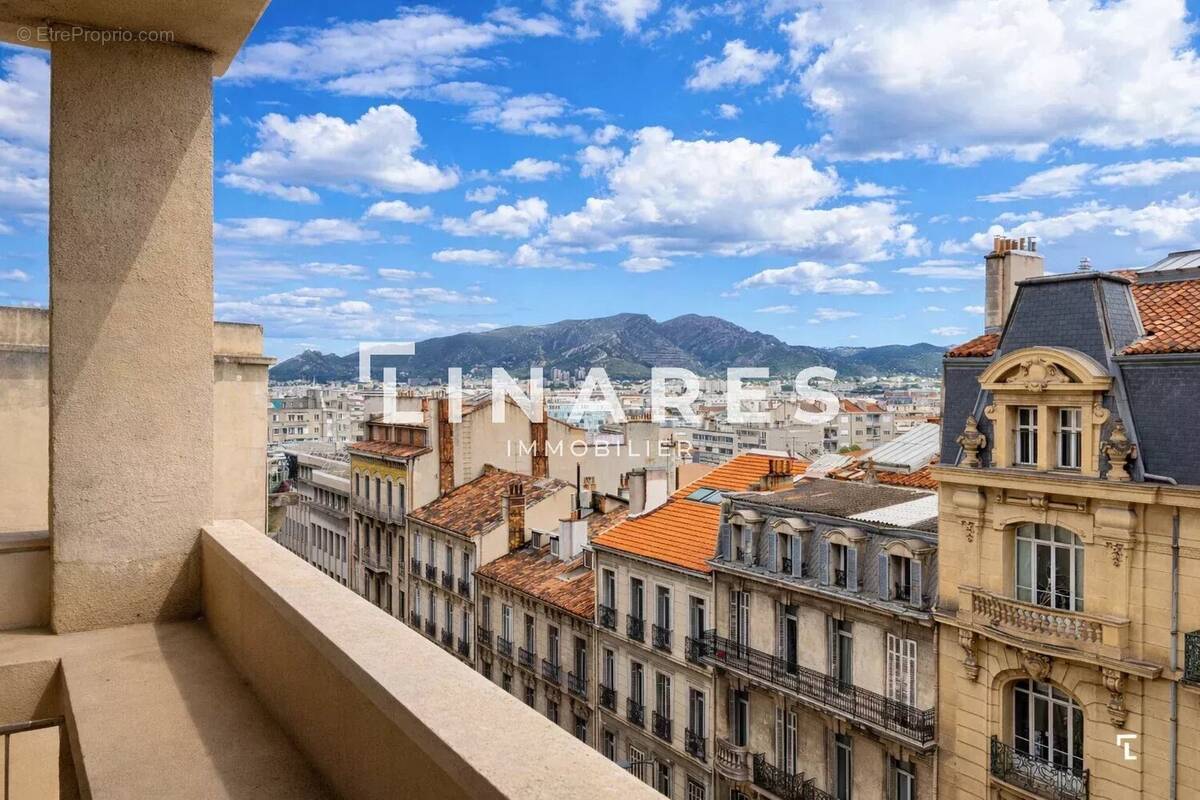Appartement à MARSEILLE-8E