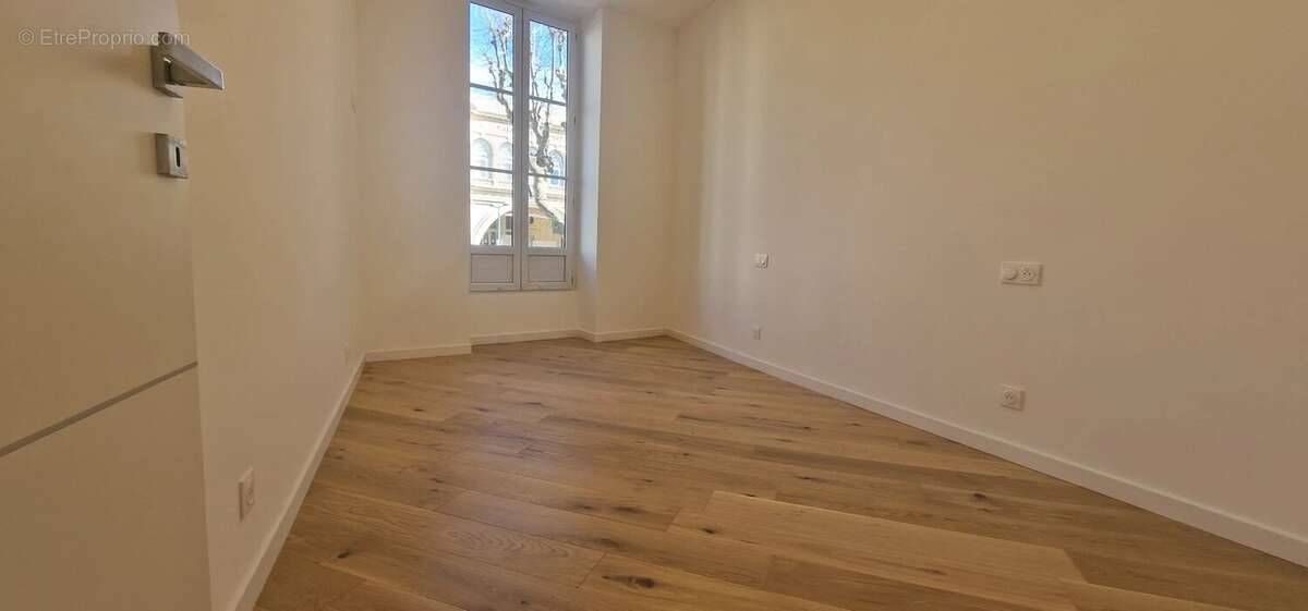 Appartement à MENTON
