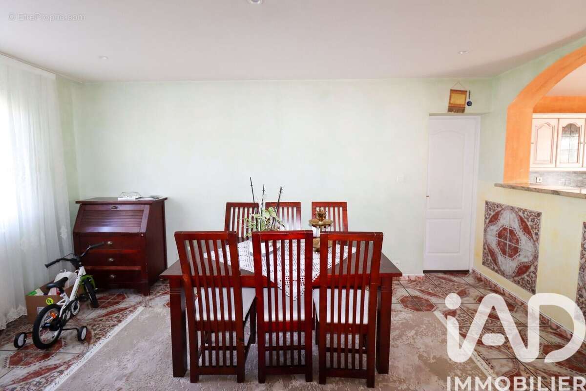 Maison 135 m² à Ussel  - photo 7