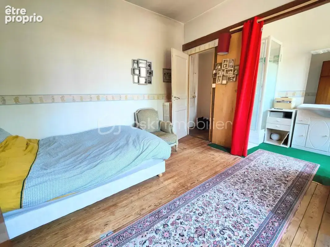 Maison de ville 6 ch jardin clos et garage double ! - photo 10
