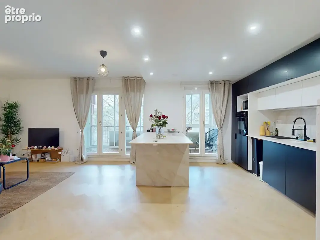 Appartement 4 pièces 80m2 avec terrasse au DERNIER ETAGE - Grenoble Gare / Europole - photo 4