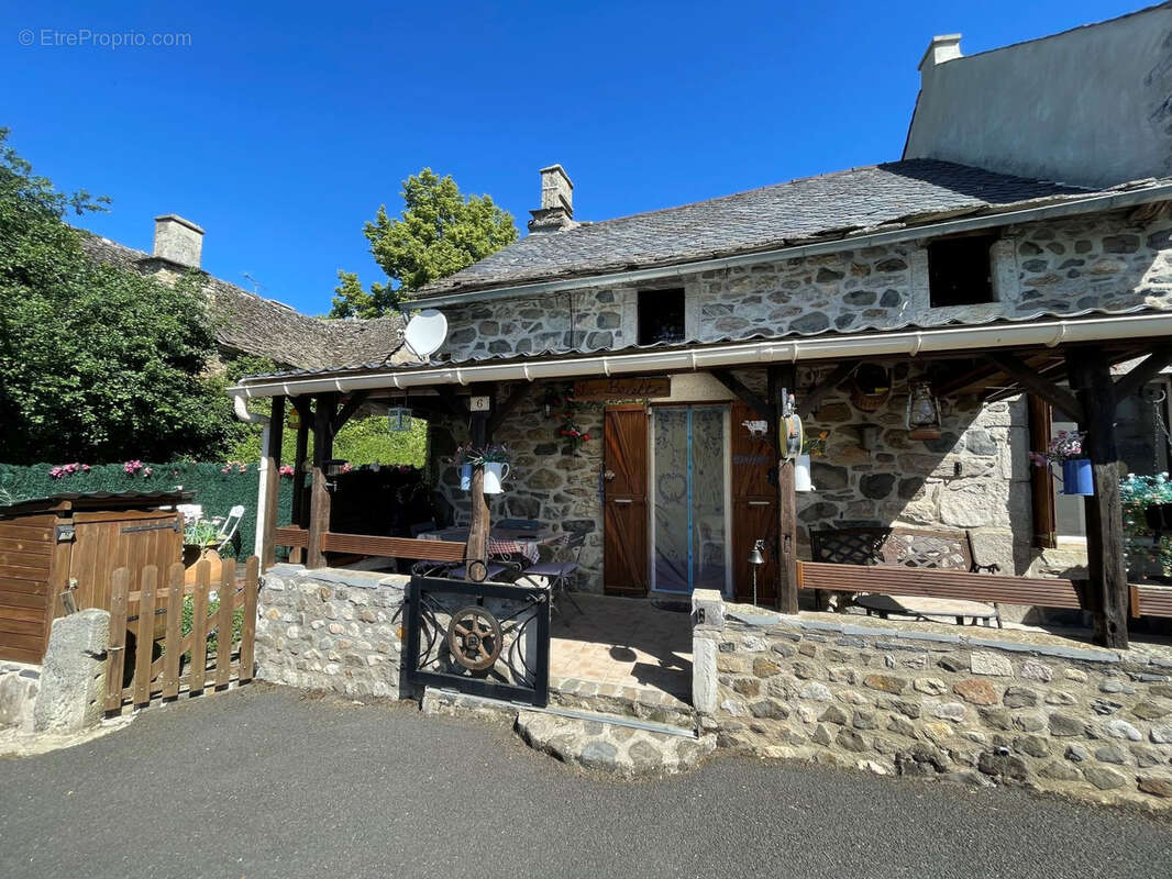 Jolie maison de campagne a saint-etienne de chomeil - photo 2