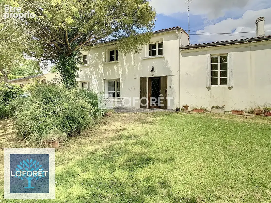 Maison Blaye centre, jardin et dépendance - photo 4