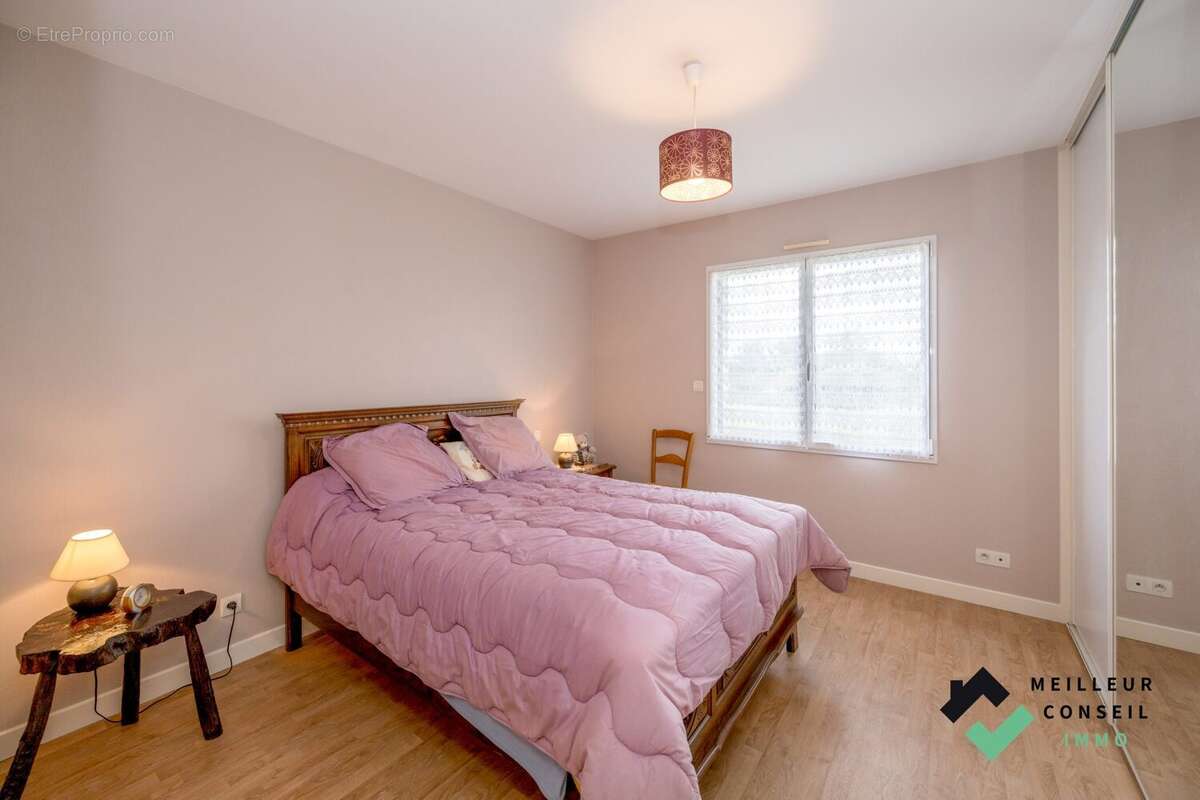 Maison à SAINT-JULIEN