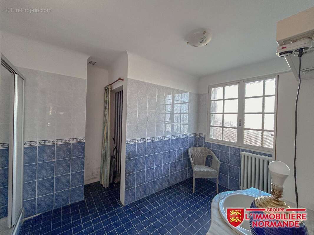 Maison à ROSNY-SUR-SEINE