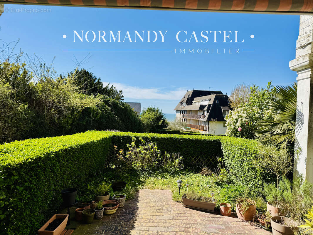 Appartement à TROUVILLE-SUR-MER