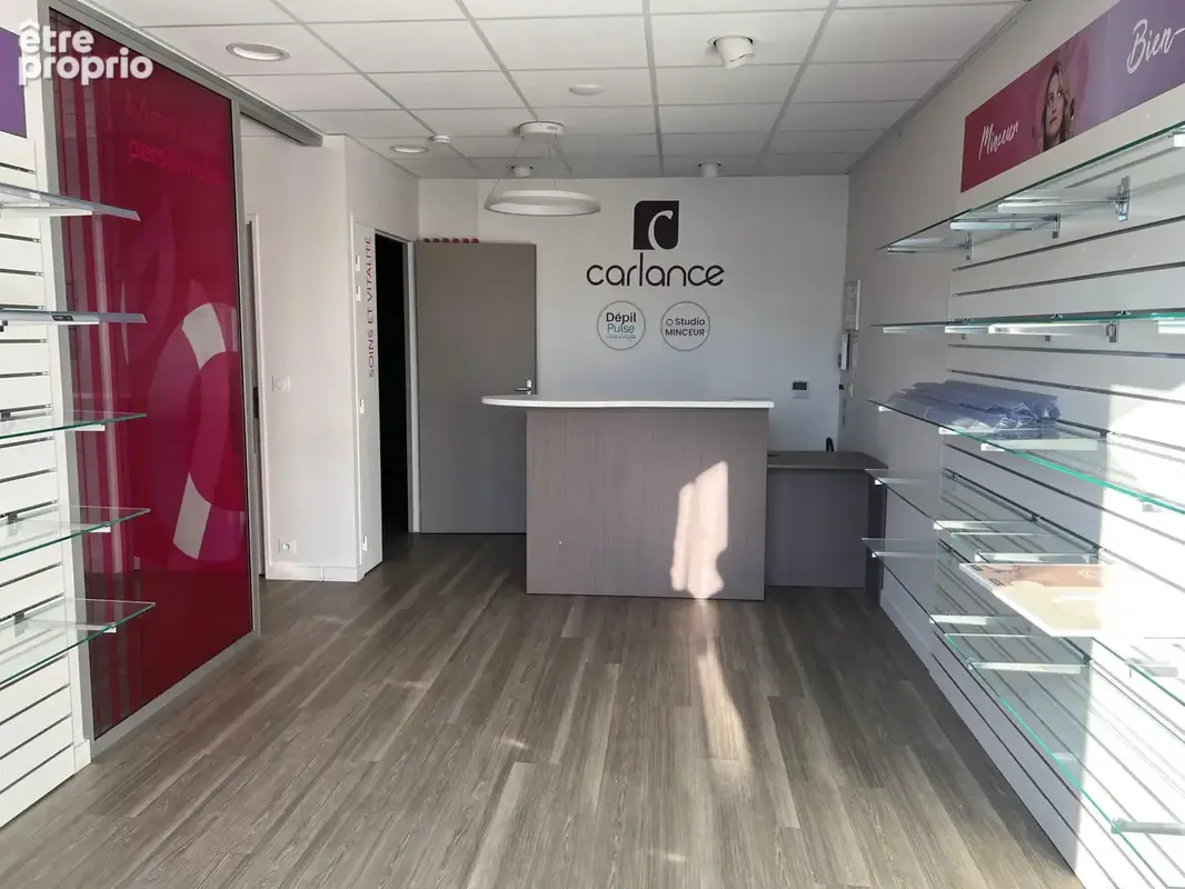 Commerce à ROQUEBRUNE-SUR-ARGENS