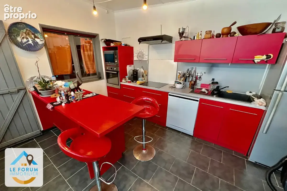 Saint pierre 97410 - villa f4 lumineuse + studio bis - proche des commodités - secteur facile d'accès - photo 2
