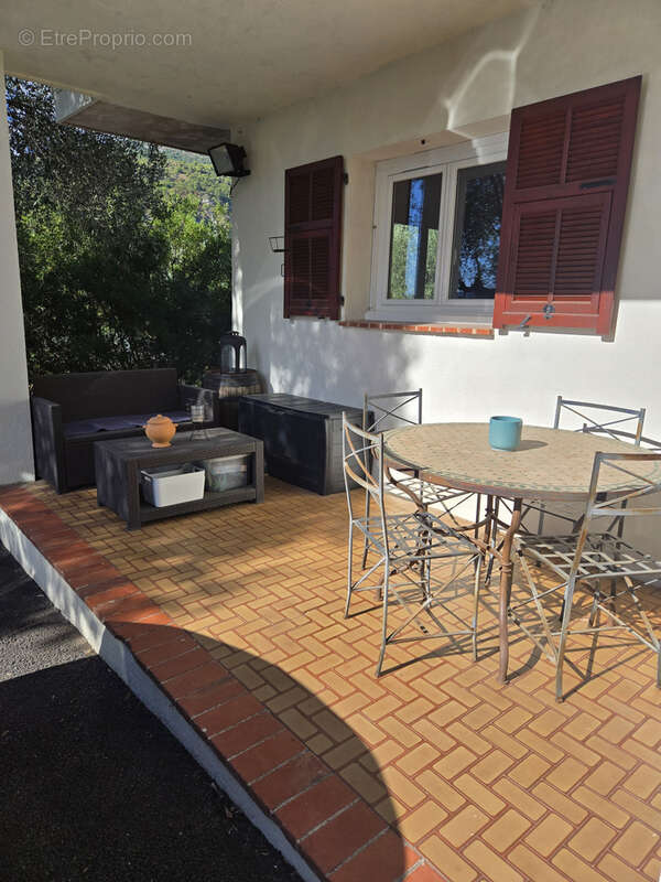 Appartement à SAINT-MARTIN-DU-VAR