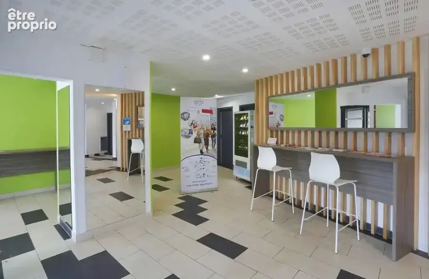 INVESTISSEMENT LOCATIF  CRETEIL  Résidence Étudiante Nemea Créteil Campus  5,99 % de rentabilité - photo 9