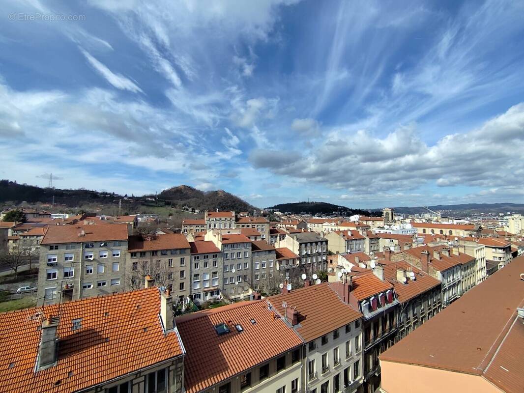 Appartement à SAINT-ETIENNE