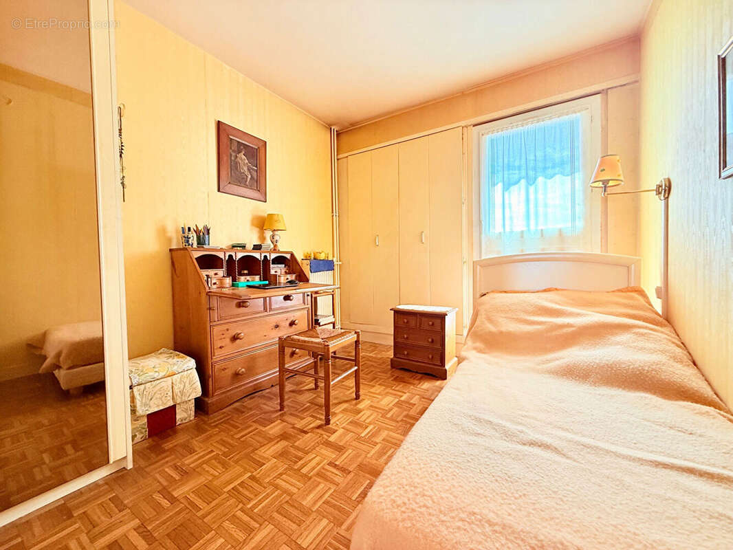 F3 - 65.14m² - Boulevard National - photo 6