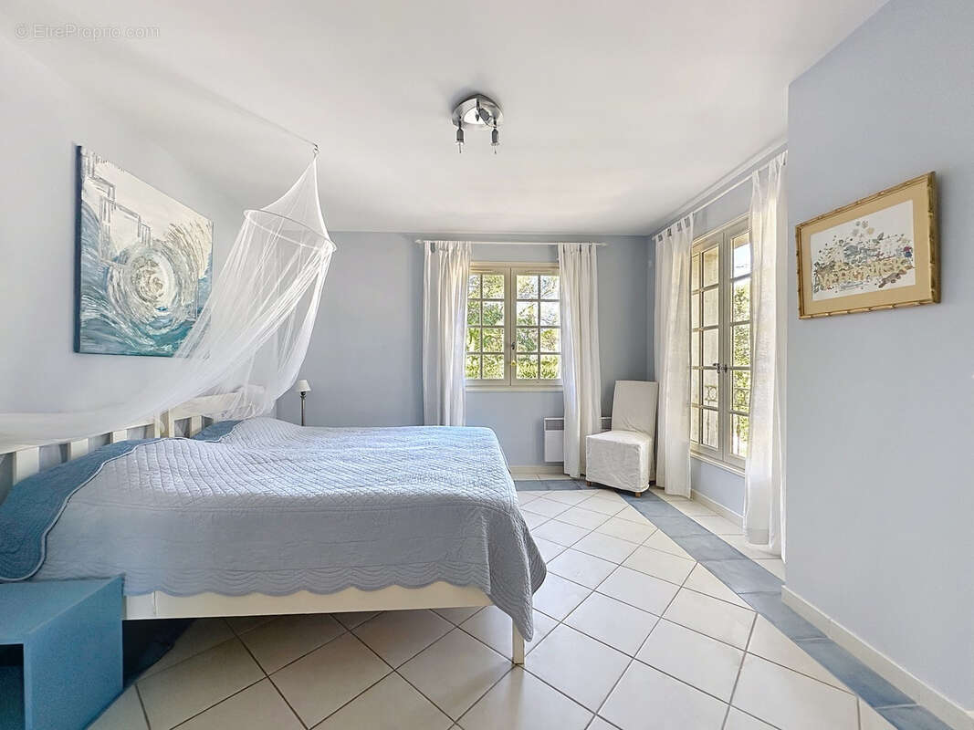 Maison à SAINT-RAPHAEL