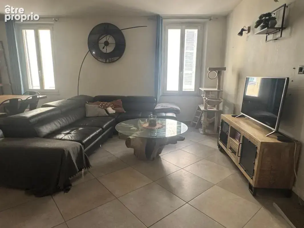 Appartement chaleureux de 90m² au coeur du village - photo 2