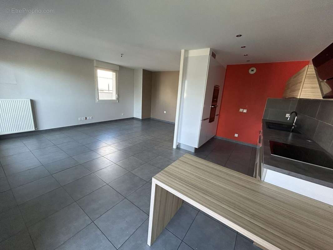 Appartement à VARCES-ALLIERES-ET-RISSET