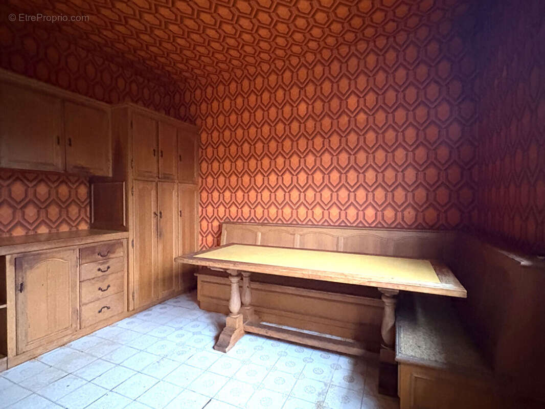 Maison à CRESPIERES