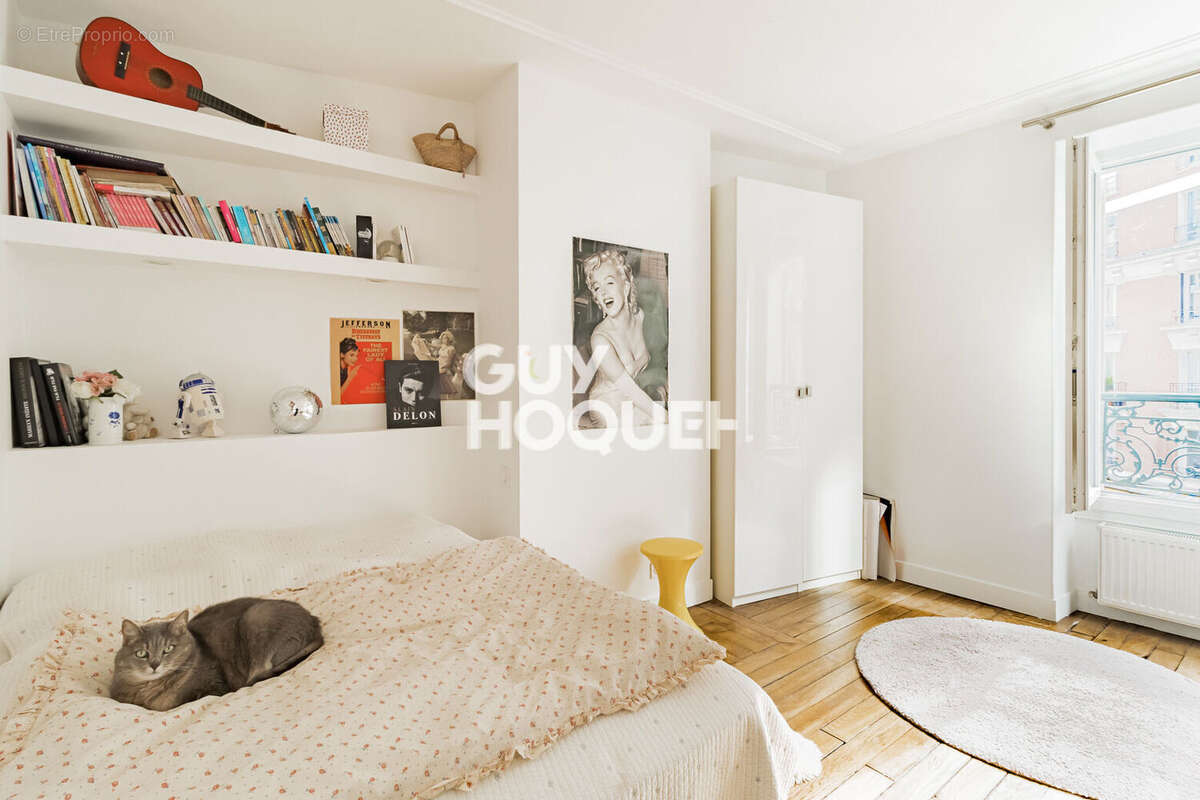Appartement à PARIS-18E