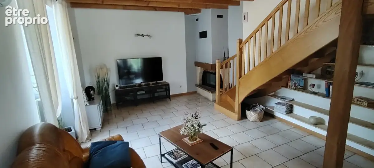 Maison à vendre 5 pièces SAINT LOUP LAMAIRE (79) - photo 2