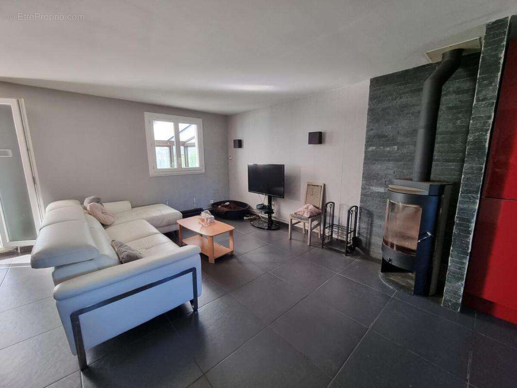 Maison à DECINES-CHARPIEU