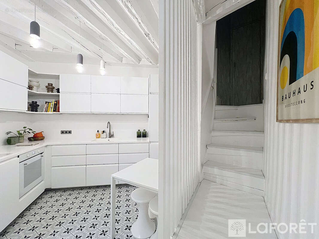 Appartement à PARIS-2E