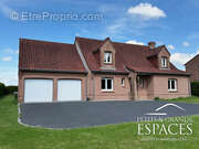 Maison à SEBOURG