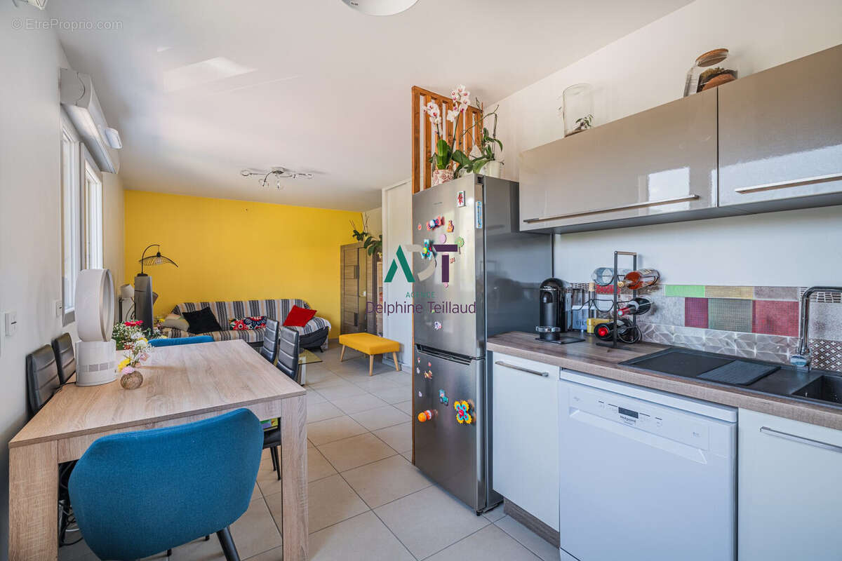Appartement à FROGES