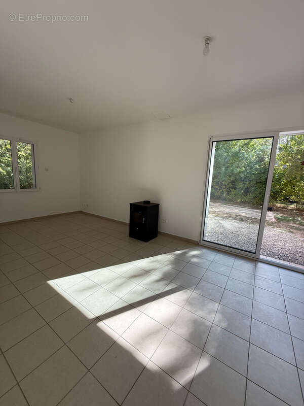 Maison à BOISSET-ET-GAUJAC