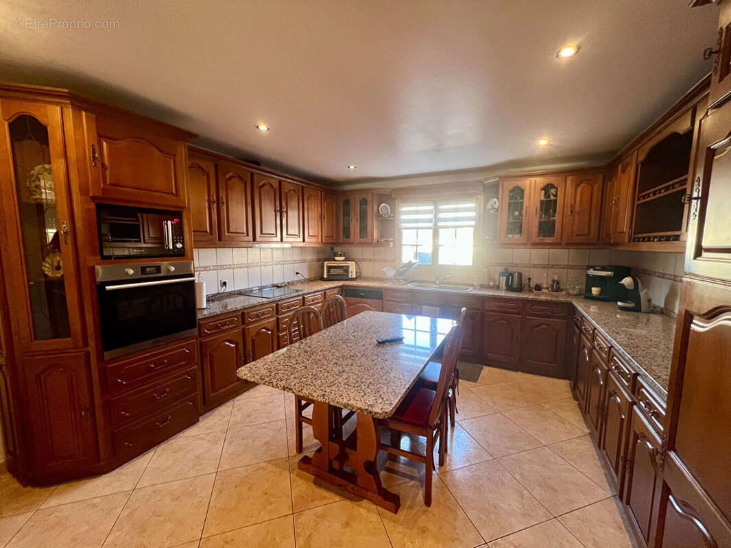 Maison à VILLENAVE-D&#039;ORNON