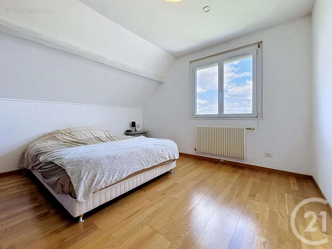 Maison 95 m² à Saint-Parres-Aux-Tertres  - photo 11