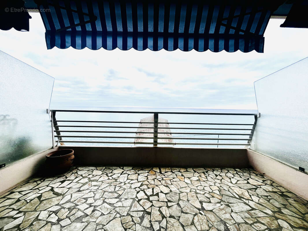 Appartement à MENTON