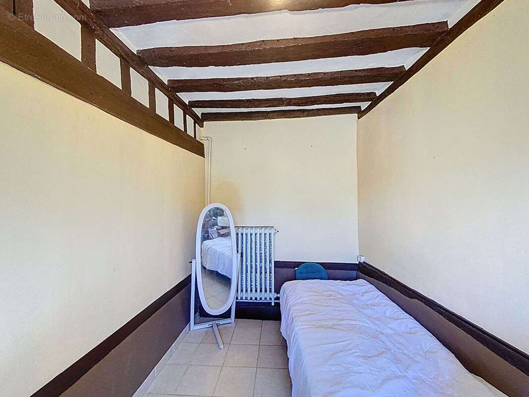 Maison à SAINT-GERMAIN-LA-CAMPAGNE