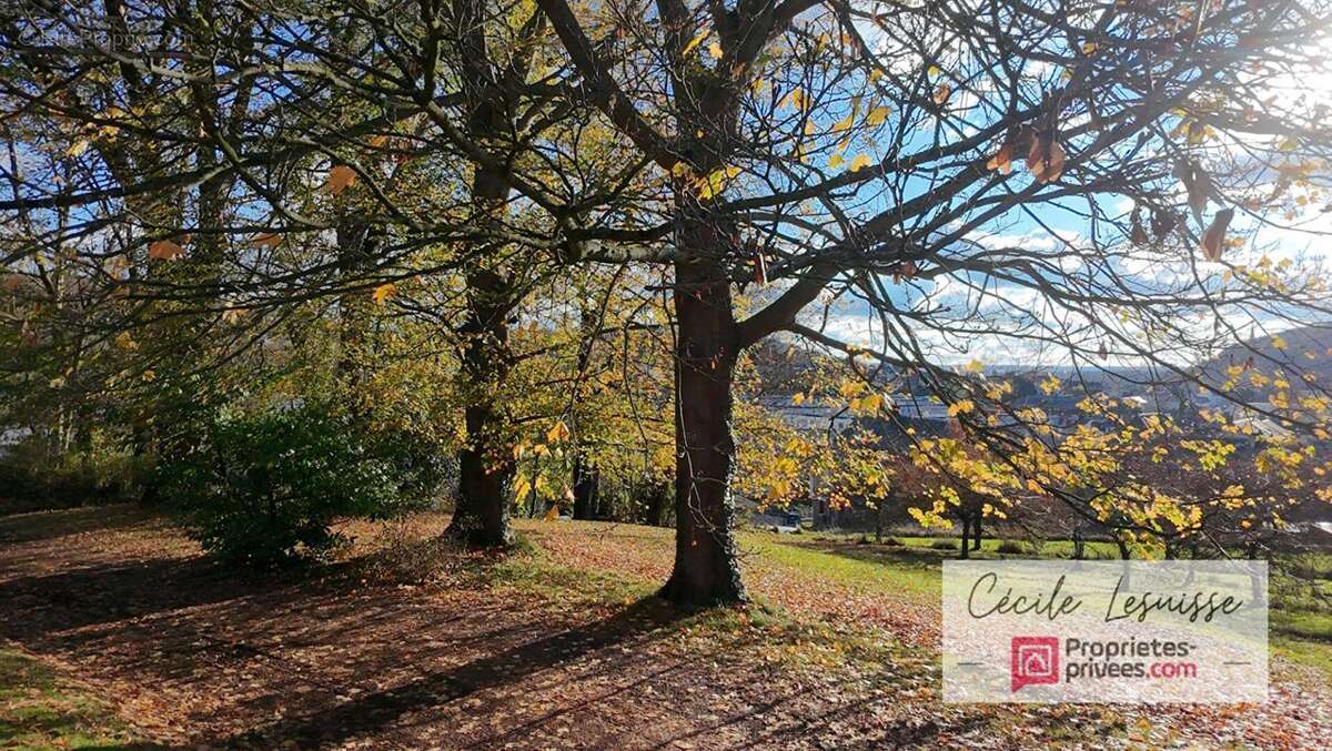 Maison à LILLEBONNE