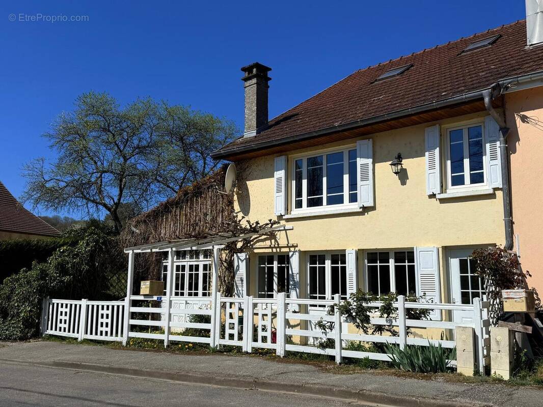 Photo 1 - Maison à RIOZ