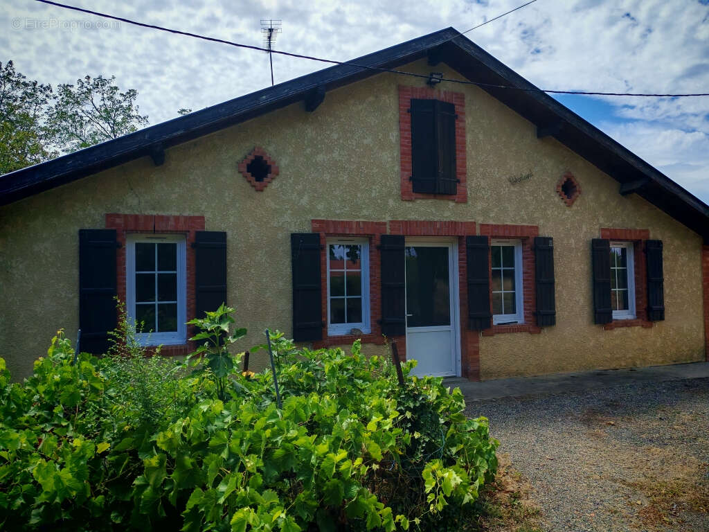 Maison ONAR 5 pièces, 99 m2  12 minutes de PONTONX - photo 2