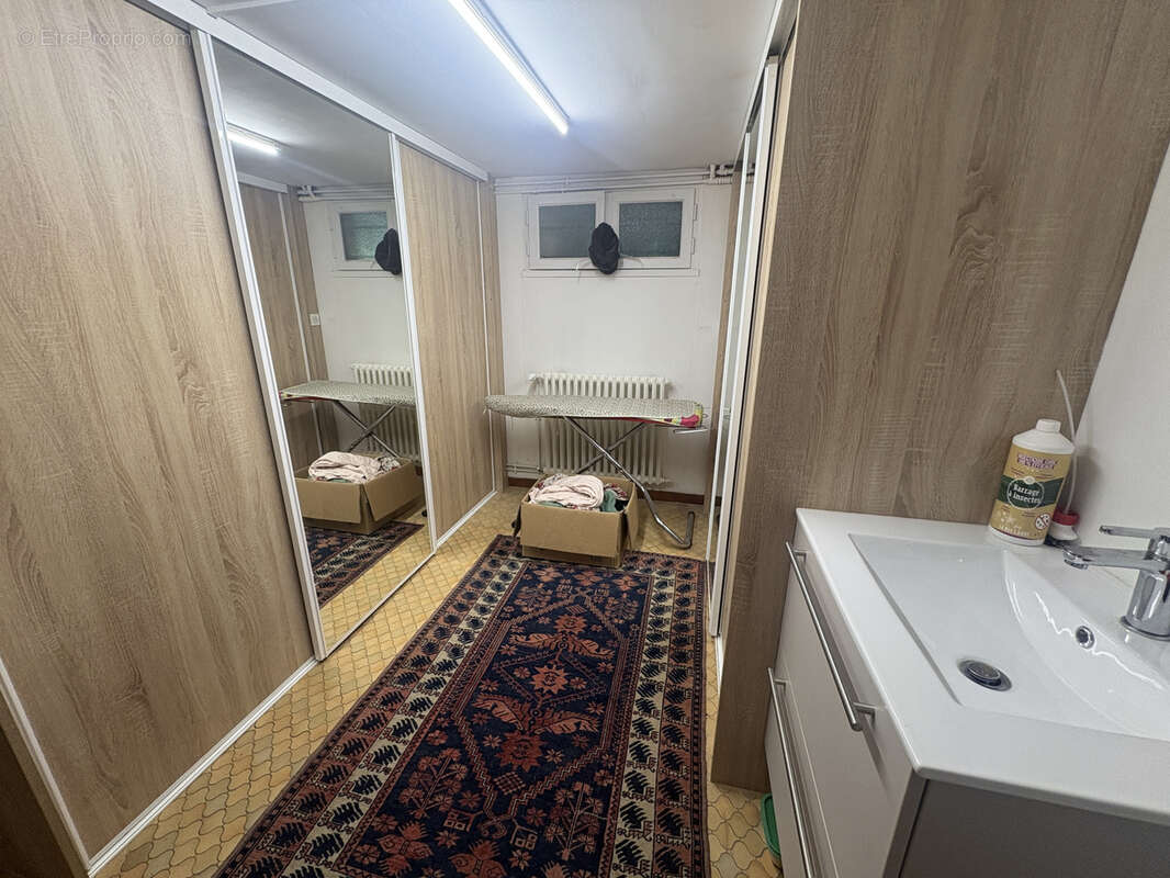 Maison à SAINT-JULIEN-LES-VILLAS