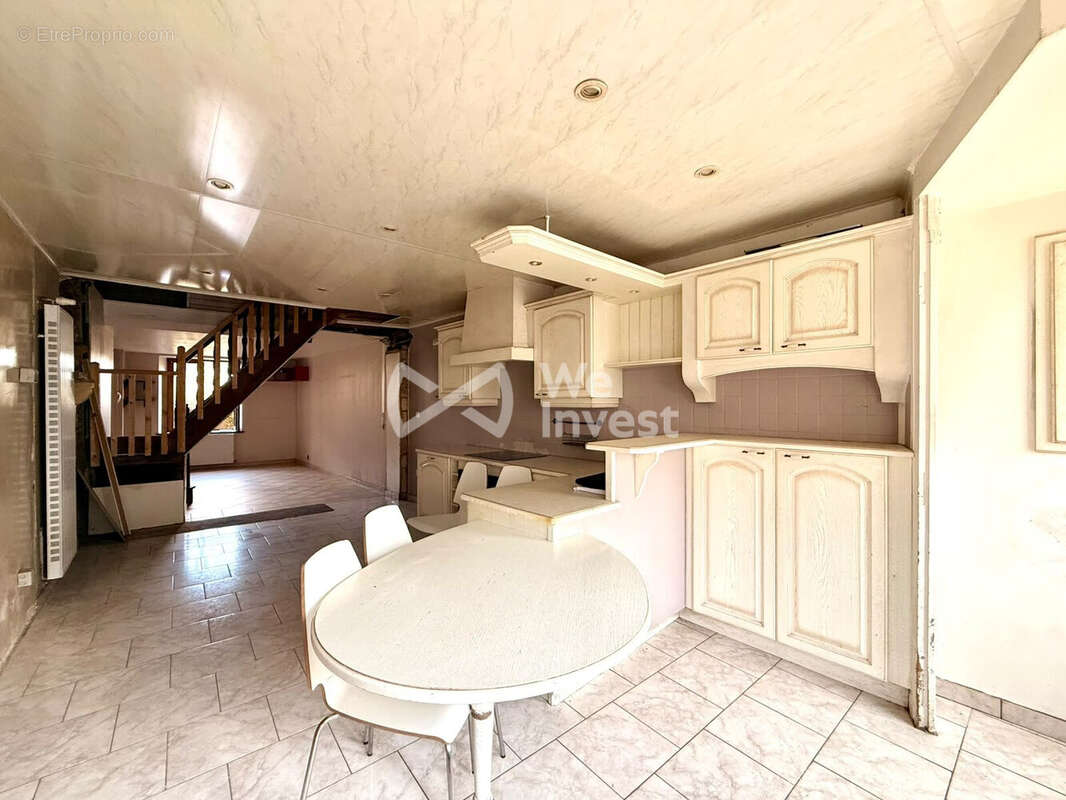 Maison 114 m² à Chauvency-Le-Chateau  - photo 3