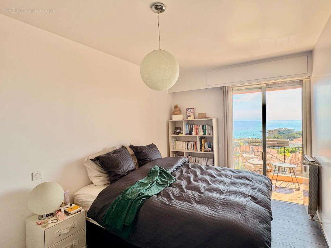 Appartement à ROQUEBRUNE-CAP-MARTIN