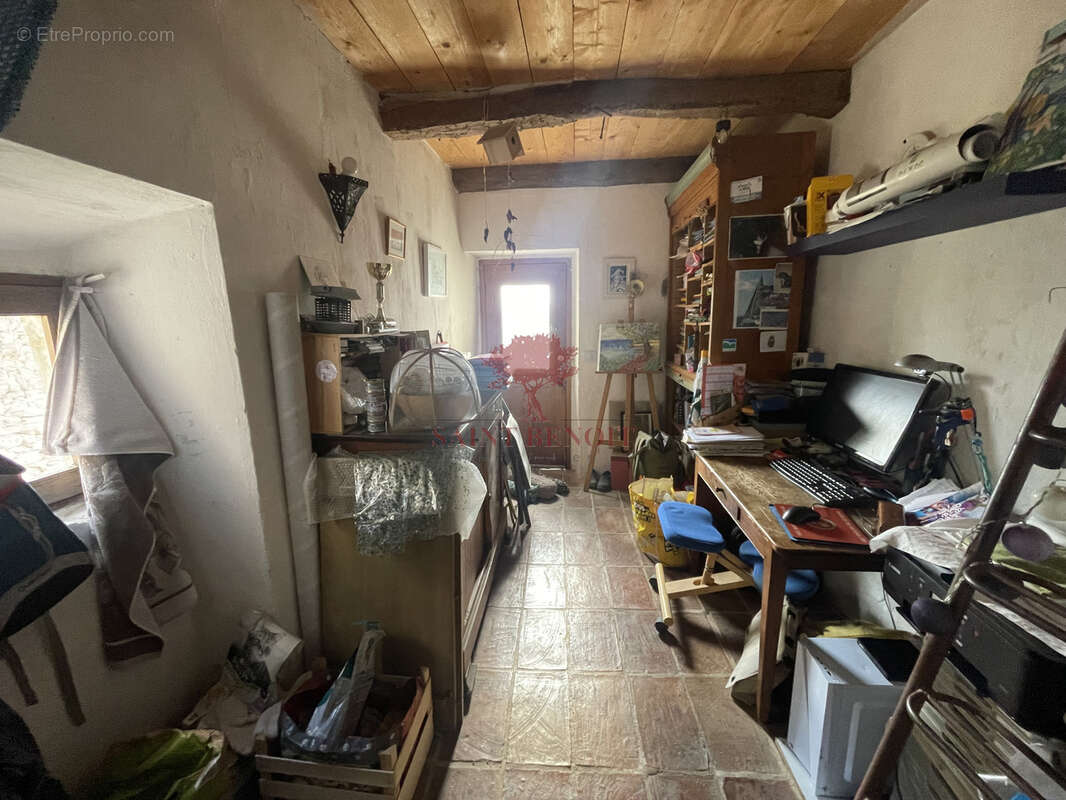 Maison à MONTPEYROUX